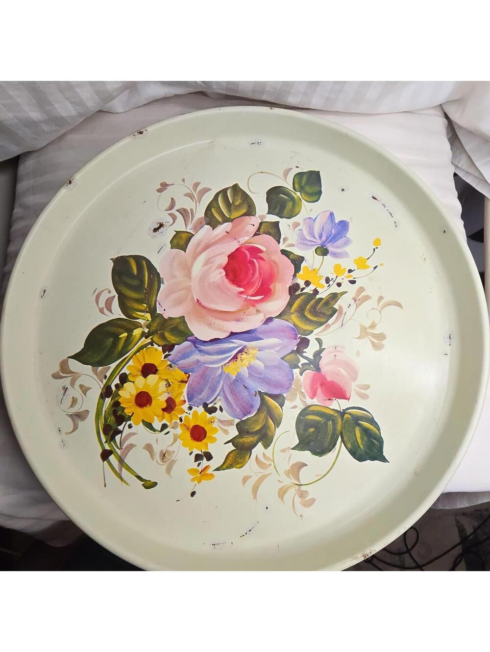 Vintage Toleware Metal Hand Painted Red Roses Tray